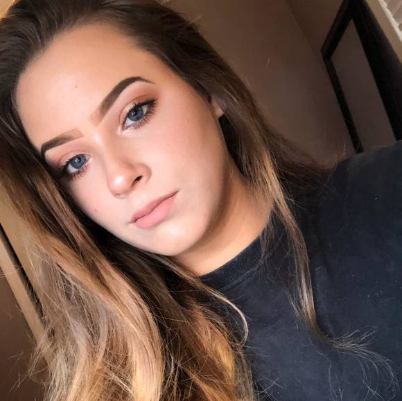 Meet the Posher Other - Meet your Posher, Paige